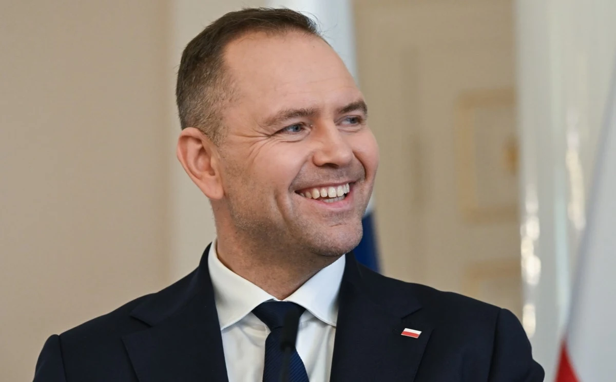 44 proc. badanych pozytywnie ocenia działalność prezydenta Karola Nawrockiego – wynika z sondażu CBOS. Warto przypomnieć, że kilka dni temu minął miesiąc od zaprzysiężenia następcy Andrzeja Dudy. 