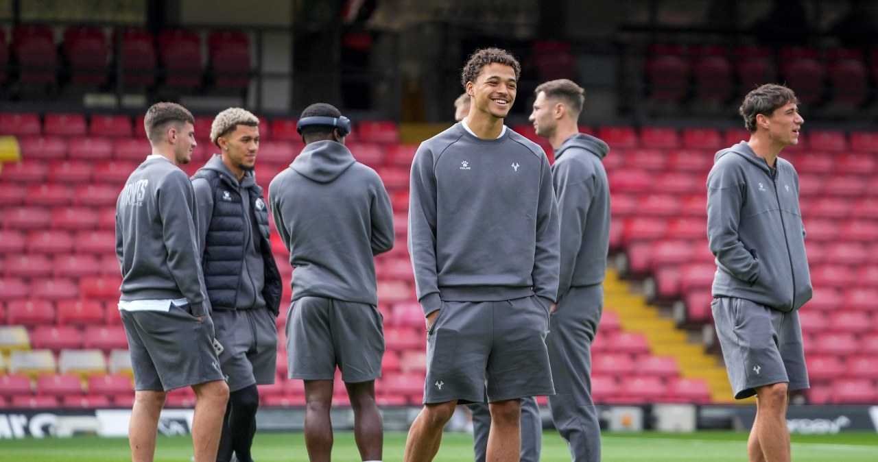 wiadomości,aktualności,Interia Trener z Anglii zdziwiony zachowaniem Polaków. „Nie chcą, żeby ich podglądać”