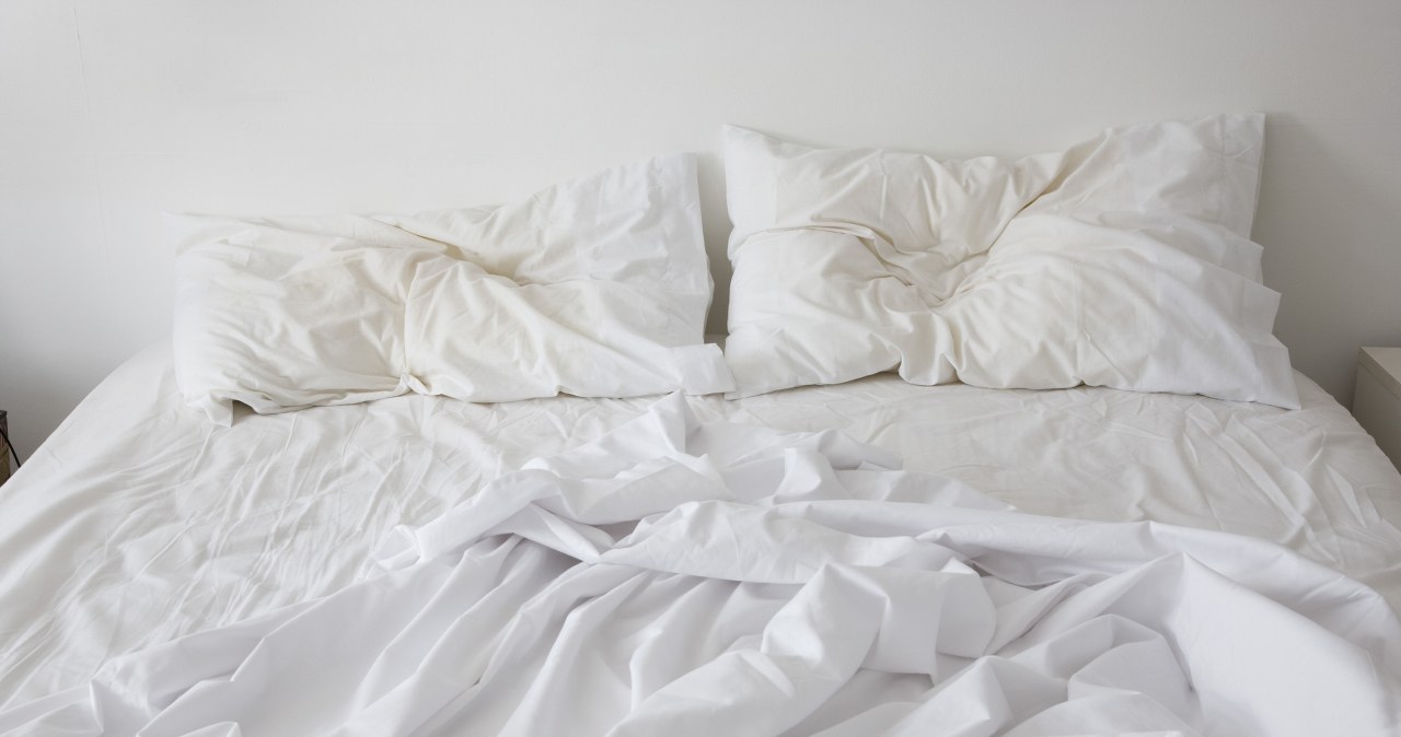 Zostawiasz rano niepościelone łóżko? To świetnie! Zobacz dlaczego