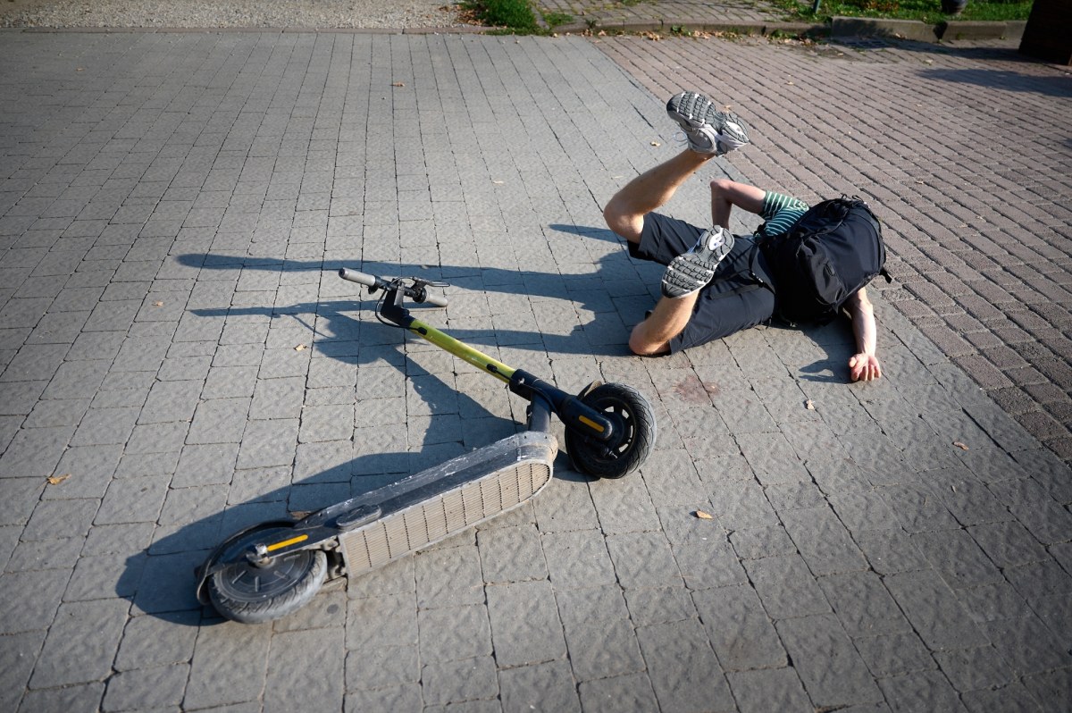 Pod szkołami zaroi się od policjantów. Funkcjonariusze biorą się za najmłodszych