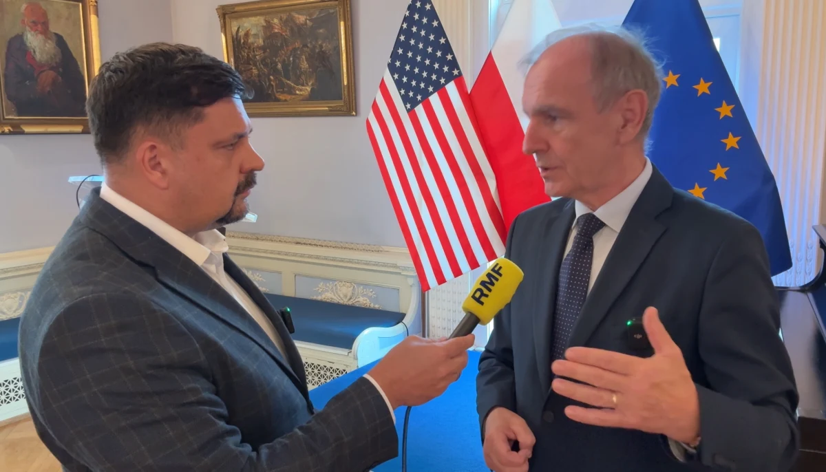 Wszyscy polscy dyplomaci w Waszyngtonie zaangażowani są w tej chwili w rozmowy z amerykańskimi partnerami. Rozmowy dotyczą rosyjskiej eskalacji. Trwa ofensywa dyplomatyczna. "Odnoszę wrażenie, że Amerykanie mają świadomość, że to jest najpoważniejsza sytuacja, z jaką mają do czynienia, jeżeli chodzi o ramy transatlantyckie, czyli NATO" - powiedział korespondentowi RMF FM Pawłowi Żuchowskiemu, Bogdan Klich chargé d’affaires polskiej ambasady w stolicy USA.