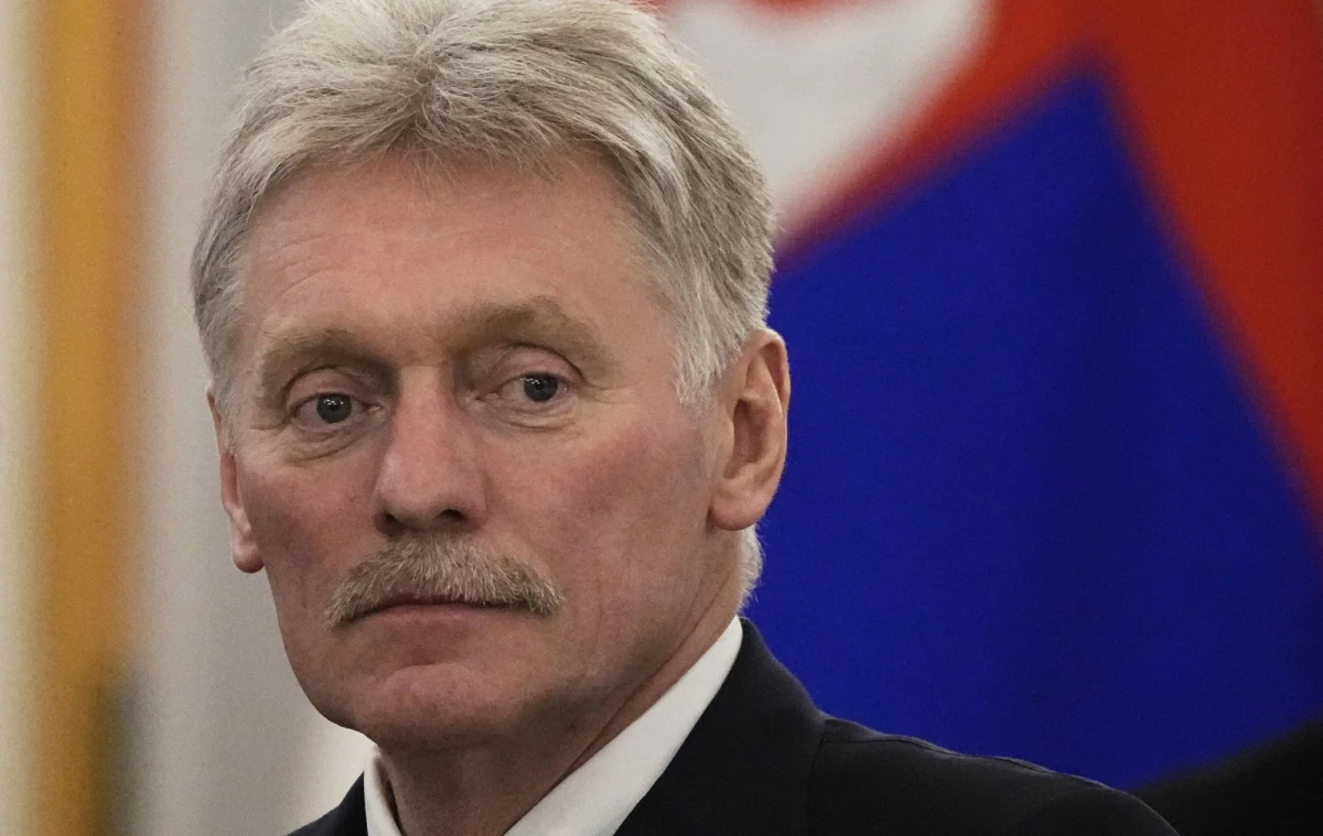 W nocy doszło do serii naruszeń polskiej przestrzeni powietrznej przez rosyjskie drony. Premier Donald Tusk poinformował o 19 incydentach, z których trzy zakończyły się zestrzeleniem bezzałogowców. Polska natychmiast zareagowała, przekazując notę protestacyjną rosyjskiemu dyplomacie i uruchamiając konsultacje w ramach artykułu 4. Traktatu Północnoatlantyckiego. Głos w tej sprawie zabrał już rzecznik Kremla Dmitrij Pieskow.