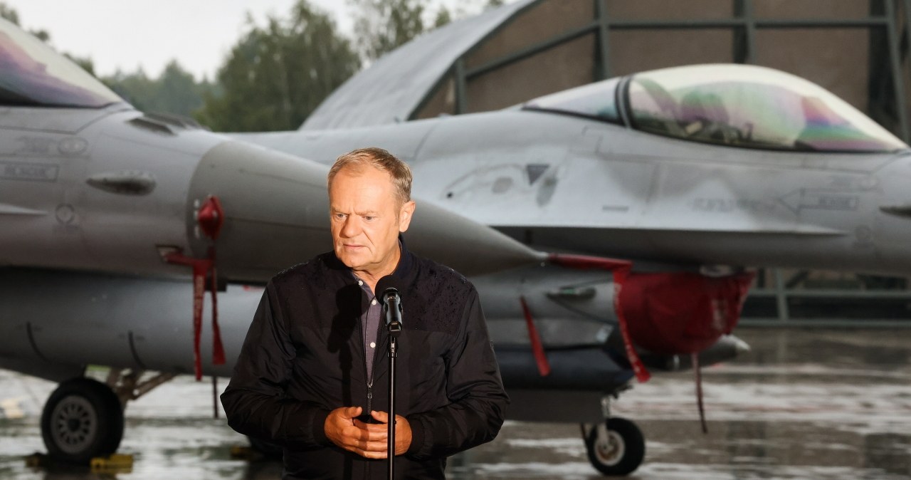 "Do tego się zobowiązuję i dopilnuję". Tusk złożył obietnicę żołnierzom