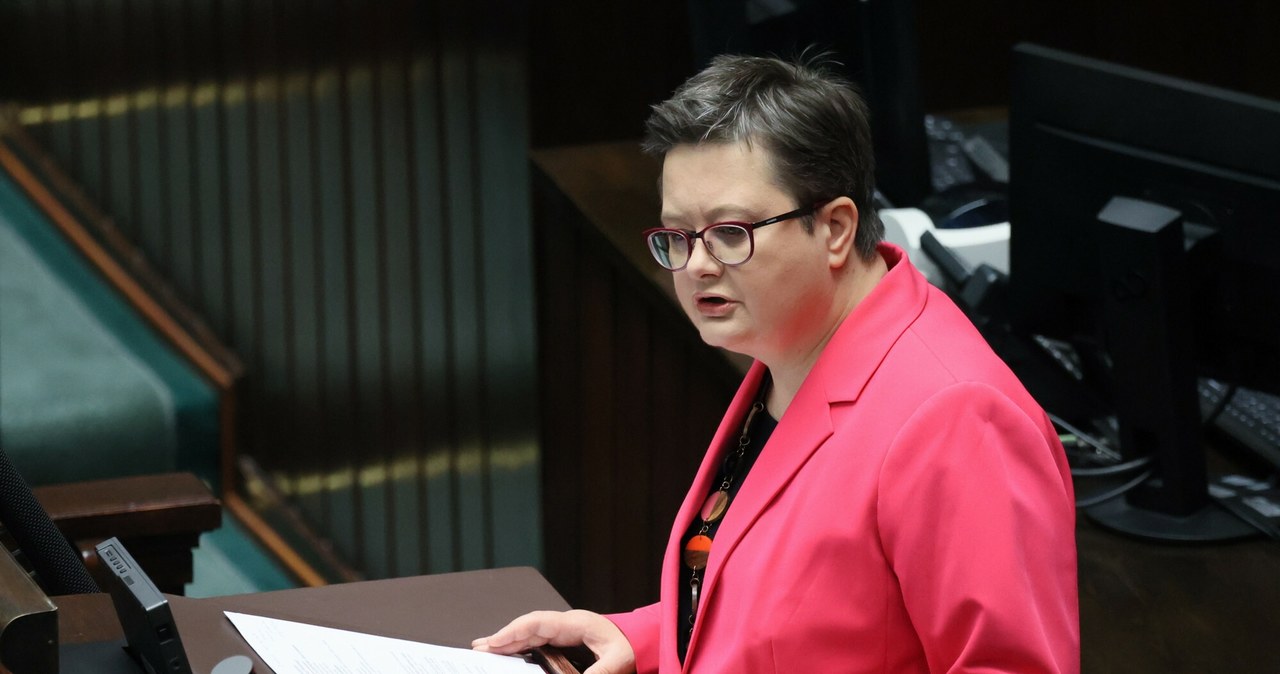 Polska szkoła w zapaści? Starcie w Sejmie. "Kłamstwa, kłamstwa, kłamstwa"