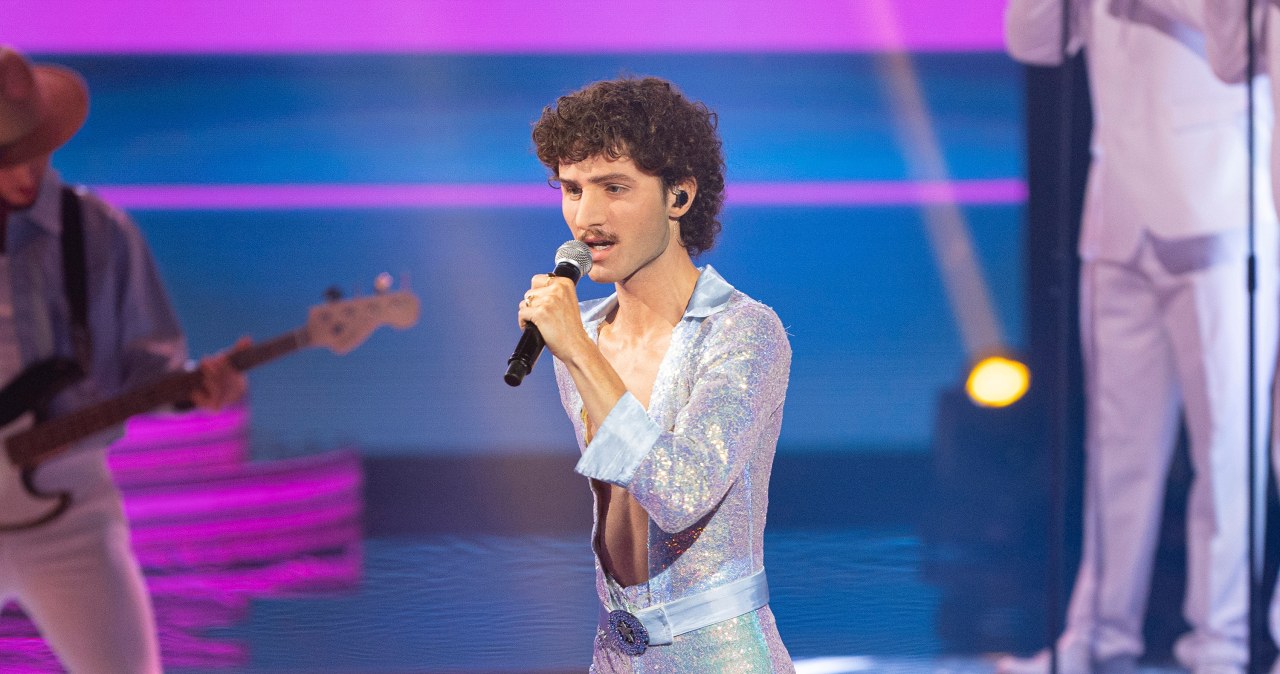 W Polsacie zaśpiewał wielki hit i wprawił jurorów w osłupienie. Co za słowa