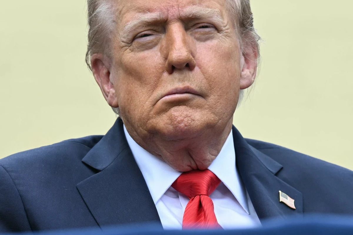 "To mógł być błąd" - tak prezydent Stanów Zjednoczonych Donald Trump skomentował naruszenie polskiej przestrzeni powietrznej przez rosyjskie drony. Przyznał jednak, że jest niezadowolony z całej sytuacji.