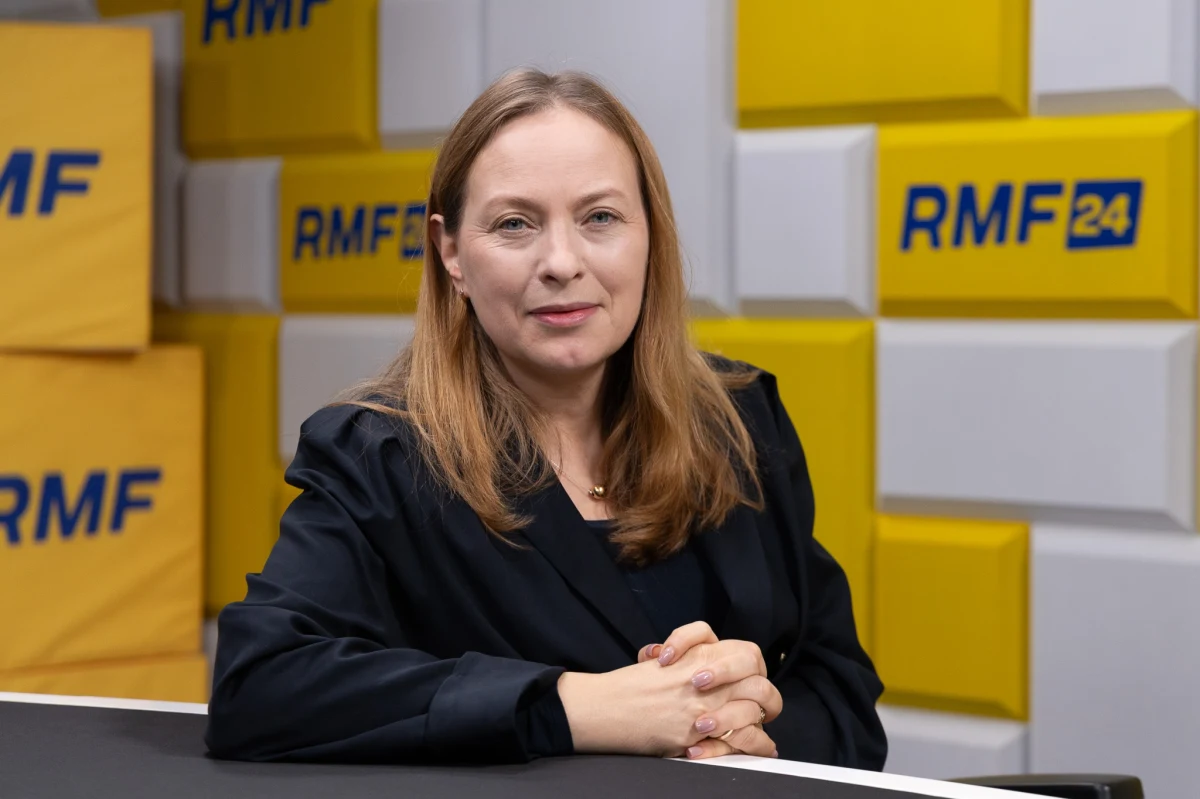 "Fakty mówią, że to były rosyjskie drony, które nie błądziły po Polsce, tylko tutaj zmierzały. One były nieuzbrojone, jest to pewien rodzaj demonstracji ze strony Rosji, to celowa demonstracja, a nie przez pomyłkę" - powiedziała w Porannej rozmowie w RMF FM Katarzyna Pełczyńska-Nałęcz pytana o ostatnie słowa Donalda Trumpa. Przypomnijmy, amerykański prezydent o ataku rosyjskich dronów na Polskę powiedział, że to mógł być błąd. Minister funduszy i polityki regionalnej, a wcześniej ambasador Polski w Rosji dodała, że "ważne jest to, co zobaczyliśmy po rosyjskiej prowokacji, a zobaczyliśmy solidarność państw natowskich i unijnych".