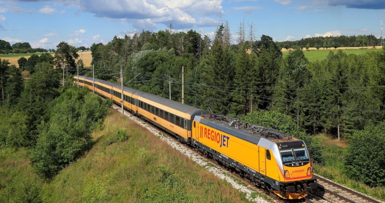 RegioJet wjeżdża na polskie tory. Czy jest taniej niż w PKP?