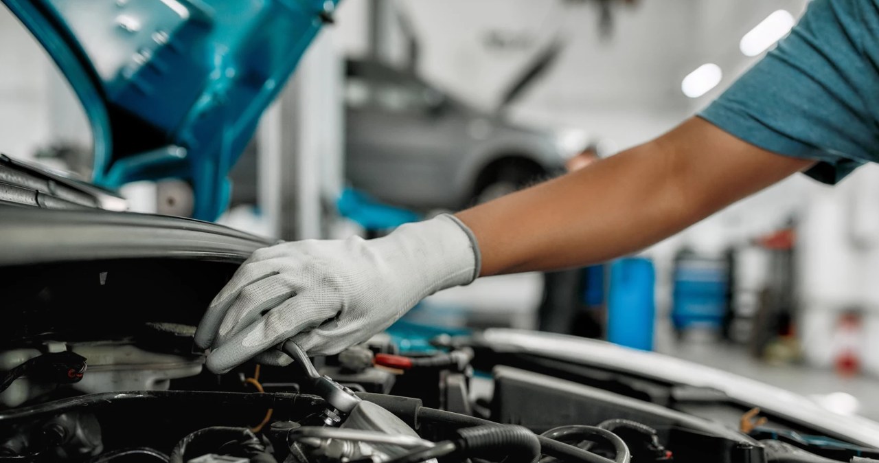 Dlaczego silnik szarpie na LPG, a na benzynie działa idealnie? Wyjaśniamy