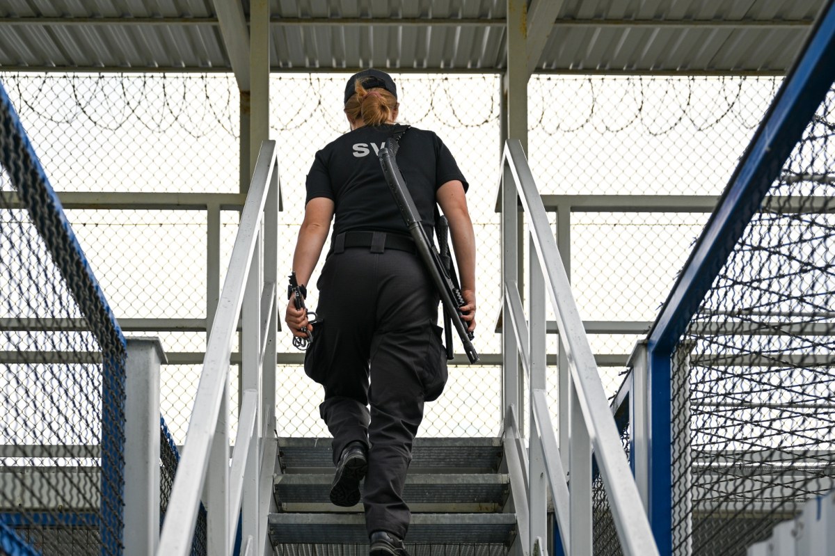 Grupy pościgowe w Lubuskiem. realizowane są poszukiwania więźnia