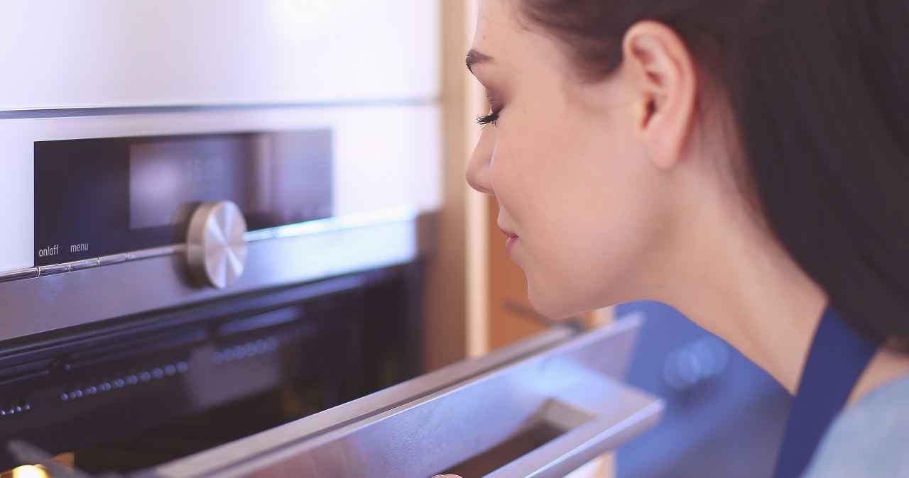 Zapomnij o zwykłej szarlotce! Oto przepis na czerlotkę, który pokochasz