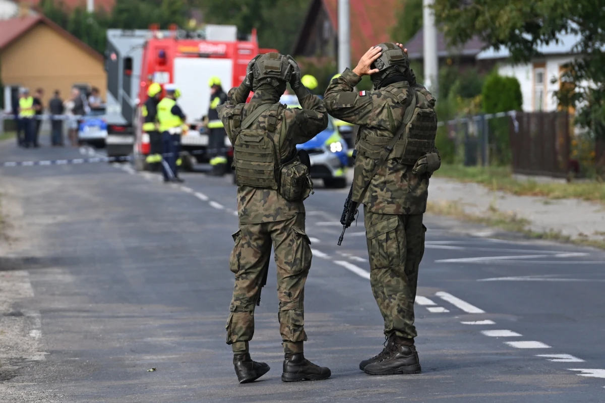 Jest formalna decyzja o wszczęciu śledztwa w sprawie dronów, które w nocy z wtorku na środę wleciały na terytorium Polski. Wszystkie te incydenty będzie wyjaśniać wydział wojskowy Prokuratury Okręgowej w Lublinie. Prokurator Jolanta Dębiec zdementowała przy okazji informacje, jakoby wojskowi decydujący o zestrzeleniu dronów, mieli mieć postawione zarzuty.