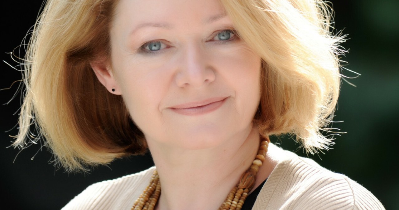 Uwielbianą prezenterkę zwolnili z TVP z dnia na dzień. Kryła się za tym "dziwna tajemnica"