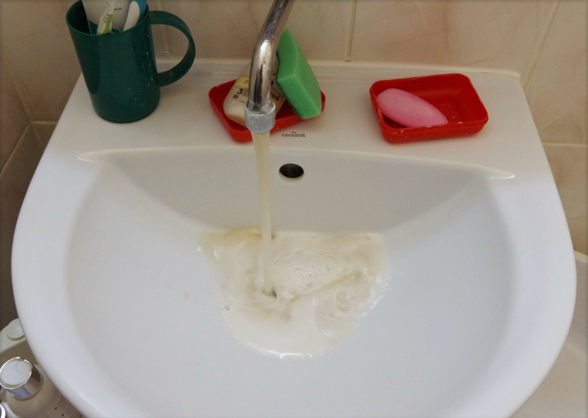 Pilny apel do mieszkańców. W wodzie wykryto groźną bakterię