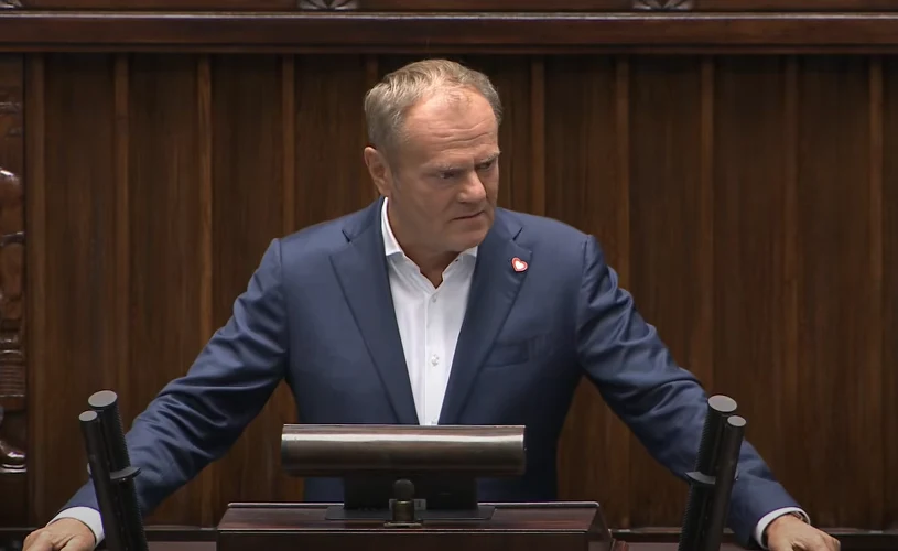 Donald Tusk wyszedł na mównicę. "Nie Polska, nie Ukraina, a całe NATO"