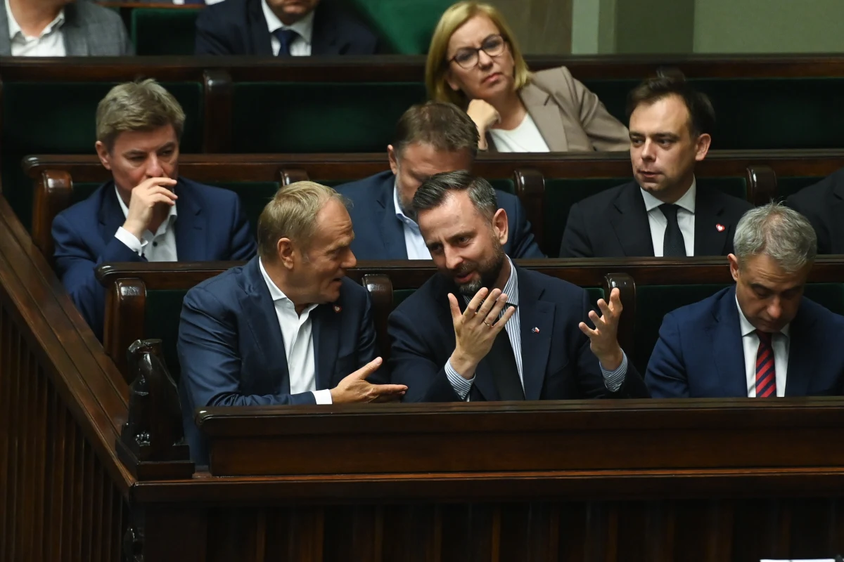 Sejm uchwalił ustawę uzależniającą wypłatę świadczenia 800 plus cudzoziemcom m.in. od aktywności zawodowej rodzica. 