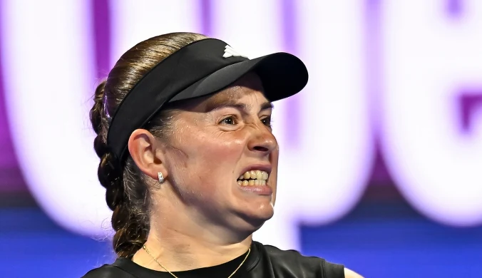 Dopełniła się klęska Jeleny Ostapenko. Tym razem nie ma już czego ratować