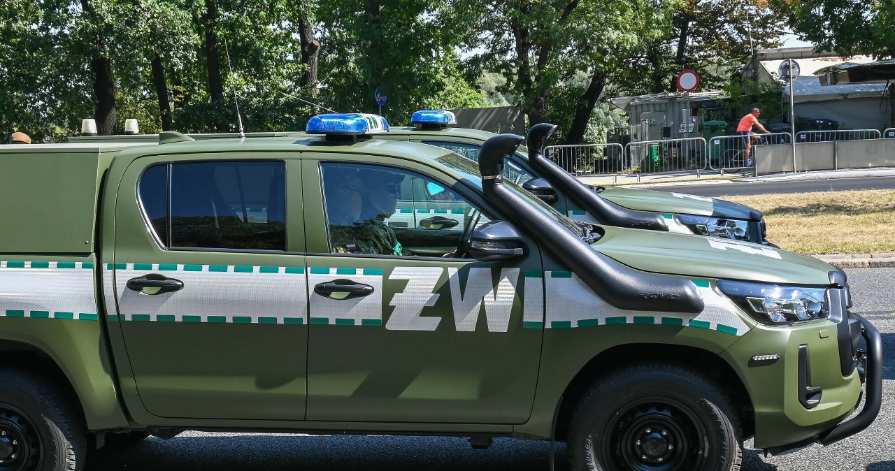 wiadomości,aktualności,Interia Zaskakujące znalezisko w podwarszawskiej miejscowości. Wezwano saperów