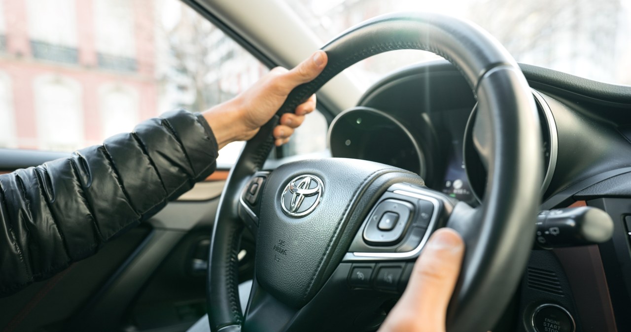 Polscy kierowcy Toyot i aut z Korei na celowniku policji. Wystarczy ruch ręką wiadomości,aktualności,Interia Polscy kierowcy Toyot i aut z Korei na celowniku policji. Wystarczy ruch ręką