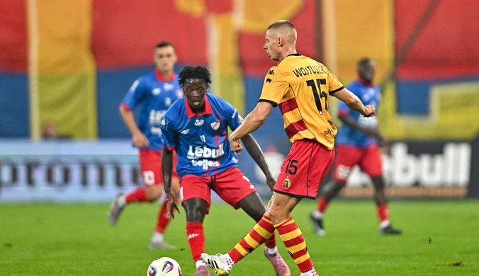 Czerwona kartka i gol na koniec. Piast urwał punkt Jagiellonii w Gliwicach