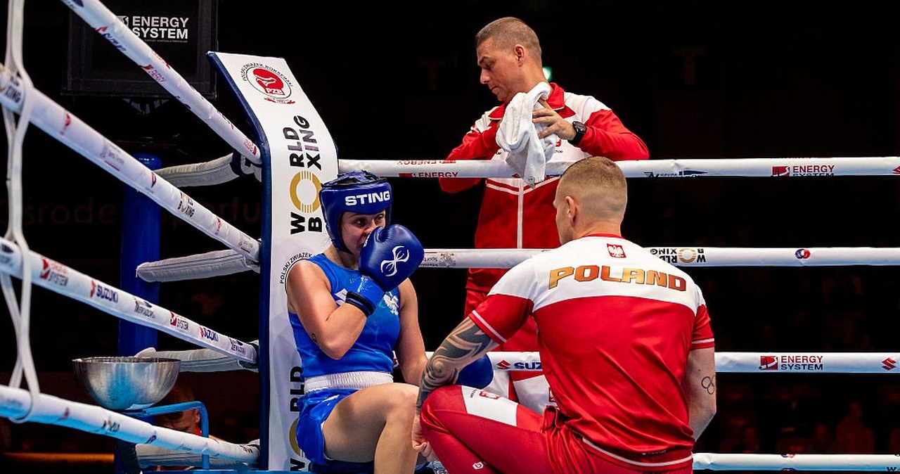 wiadomości,aktualności,Interia Walka Szeremety opóźniona. Wyszła i zatańczyła z rywalką. Gwizdy po werdykcie