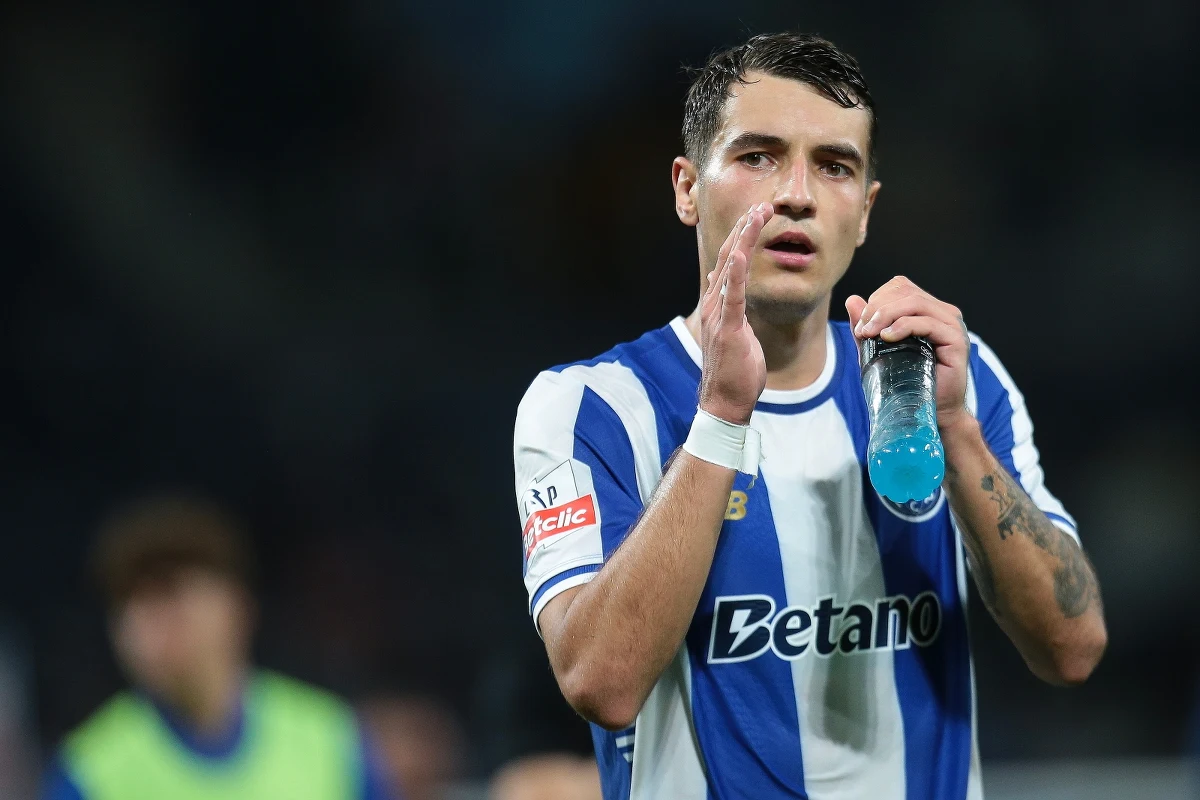 Polska obrona w FC Porto. Jakub Kiwior rozegrał pierwszy mecz w barwach portugalskiego klubu. W defensywie partnerował mu także sprowadzony latem Jan Bednarek.