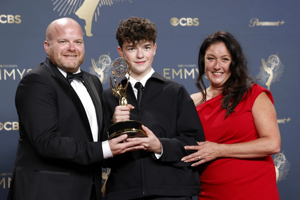 W Los Angeles odbyła się 77. gala nagród Emmy dla najlepszych produkcji telewizyjnych. Najwięcej statuetek zdobył serial "Studio". Nagrody trafiły też m.in. do twórców głośnego "Dojrzewania" czy "The Pitt". 