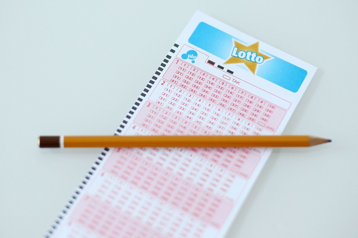 Dwie "szóstki" padły w Lotto. Gdzie zagrali szczęśliwcy?