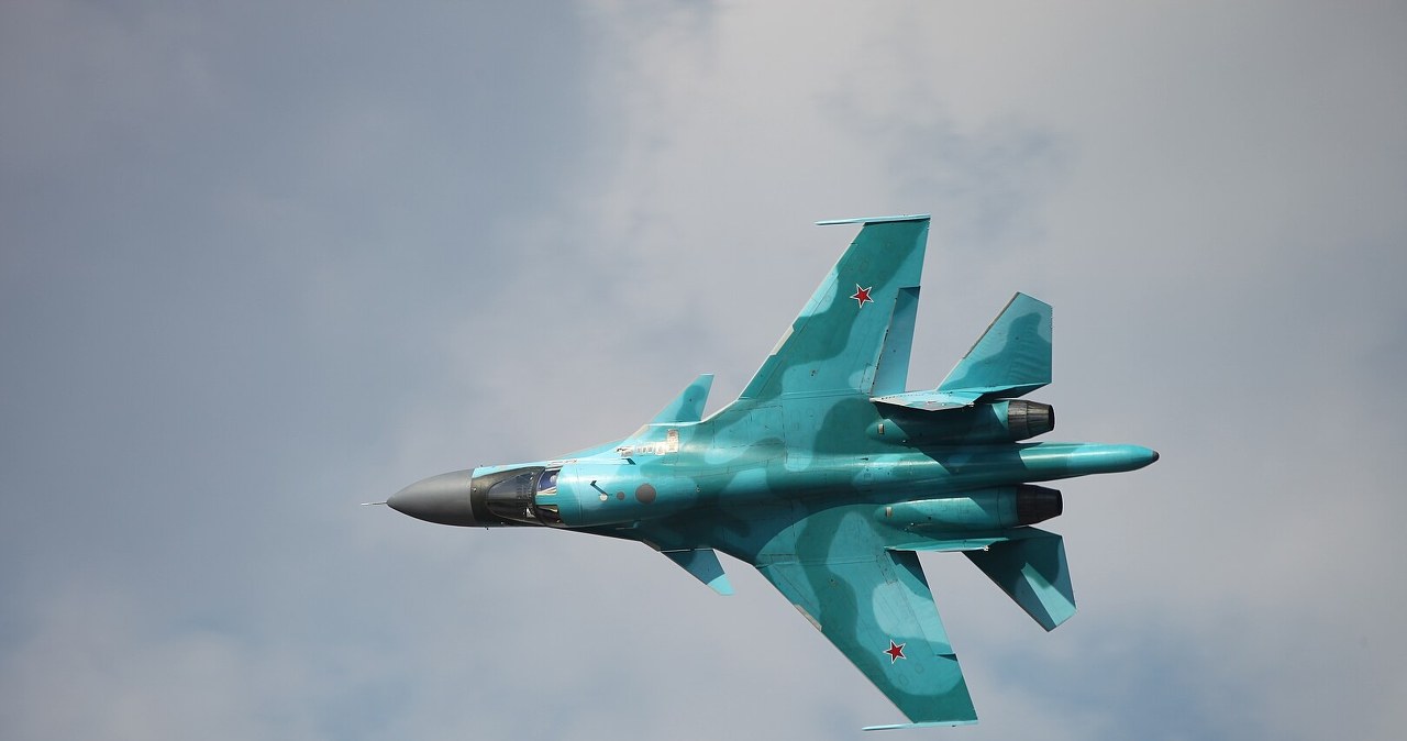 Precyzyjne uderzenie daleko za frontem. Rosyjskie Su-34 zagrożone