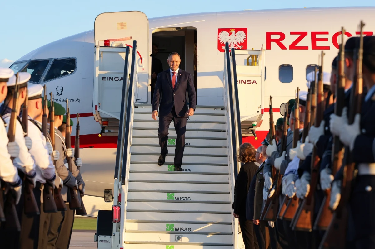 Prezydent RP Karol Nawrocki nie ma wątpliwości – za niedawnym atakiem dronów na Polskę stoi Rosja. W wywiadzie dla niemieckiego „Bilda” polski przywódca podkreślił, że incydent był sterowany bezpośrednio z Moskwy i stanowił kolejny dowód na agresywne działania Władimira Putina. „Ten rodzaj ataku pokazał, do czego zdolny jest Władimir Putin” – mówił Nawrocki. "Musimy zrobić wszystko, żeby być przygotowani do wojny, ponieważ tylko wtedy będzie pokój" - dodał. 