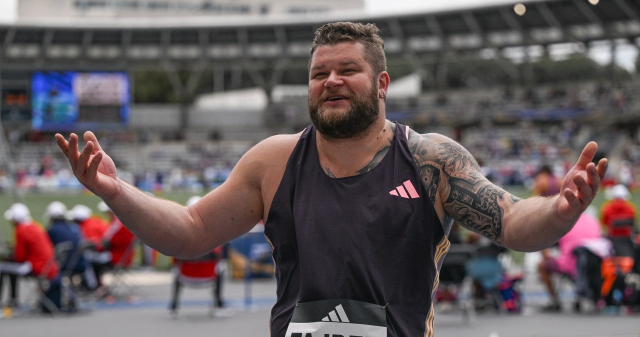Takie wykształcenie ma Paweł Fajdek. Czekał 14 lat, aż trudno uwierzyć