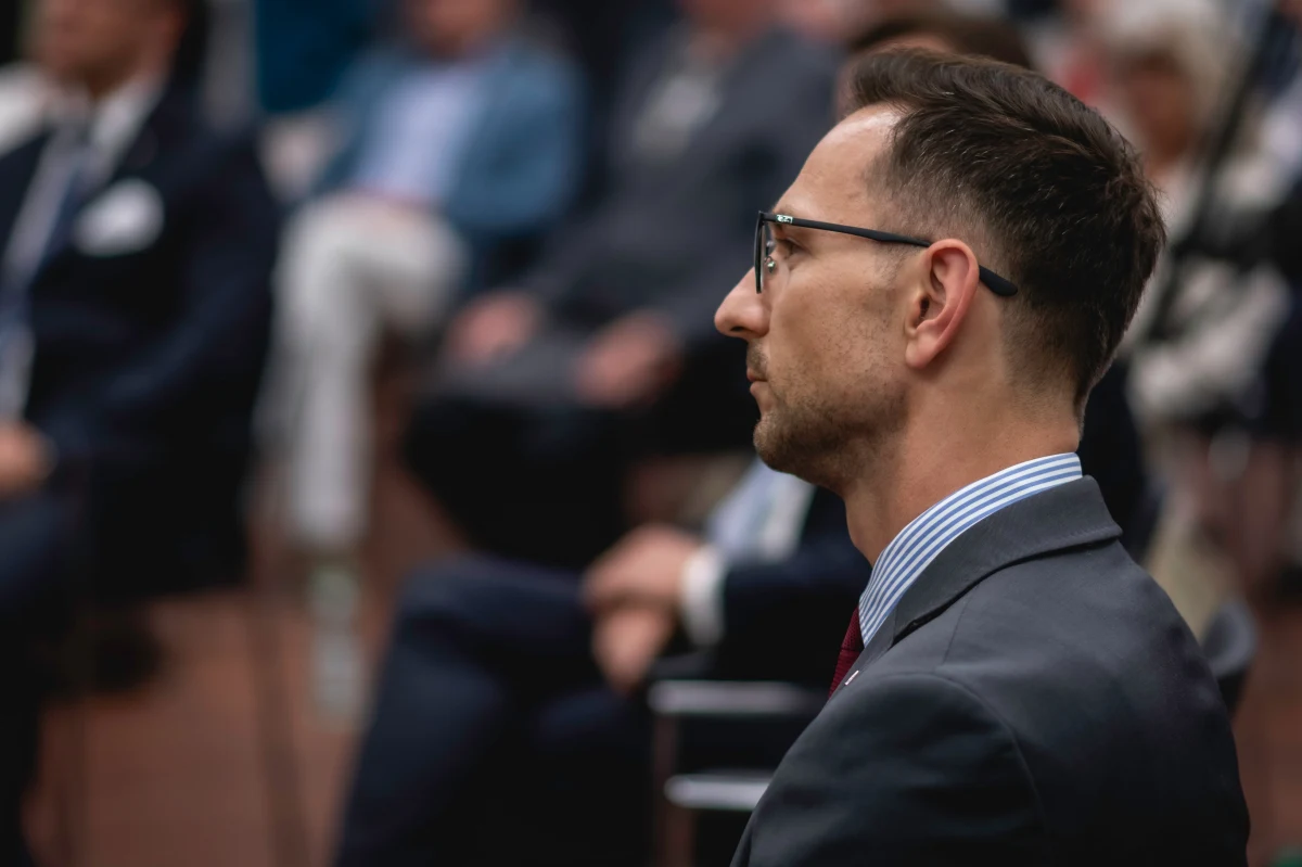 Prokuratura w Brukseli wszczęła dochodzenie w związku ze skargą dotyczącą ataku na samochód polskiego europosła Waldemara Budy. Według polityka pojazd został ostrzelany. 