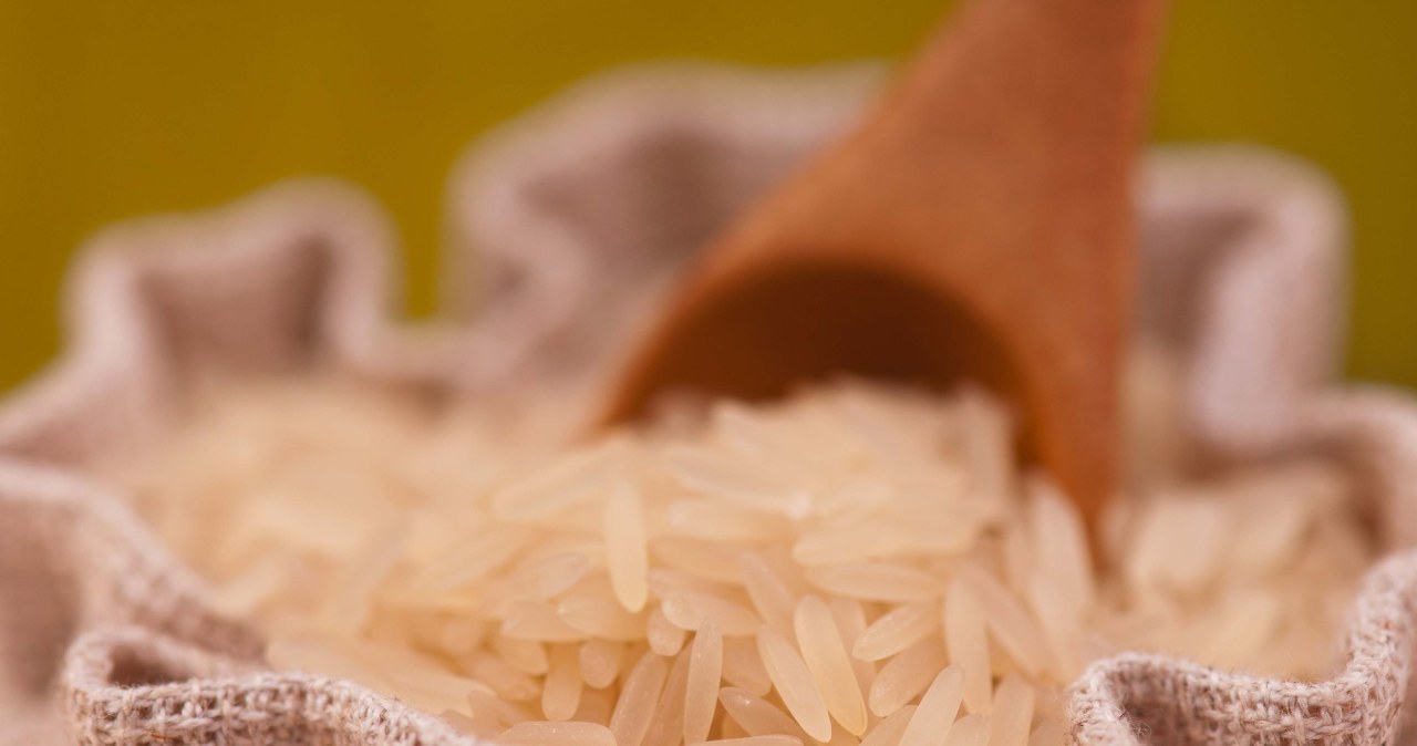 Dziesięć produktów spożywczych, które przyciągają mole jesienią