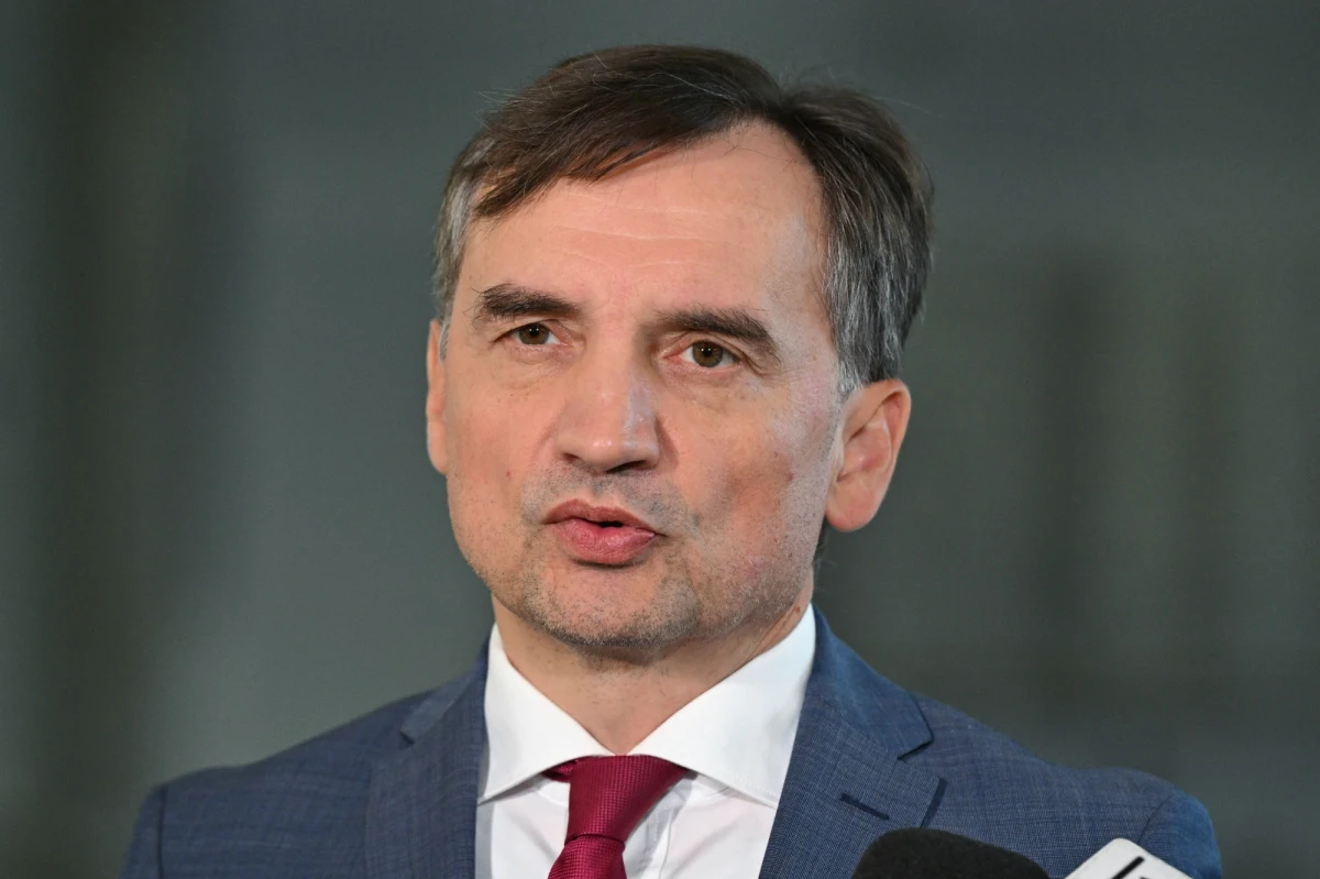 To jawne pogwałcenie postanowienia tymczasowego Trybunału Konstytucyjnego - w ten sposób TK skomentował decyzję Sądu Okręgowego w Warszawie w sprawie wniosku o przymusowe doprowadzenie na posiedzenie komisji śledczej Zbigniewa Ziobry. 