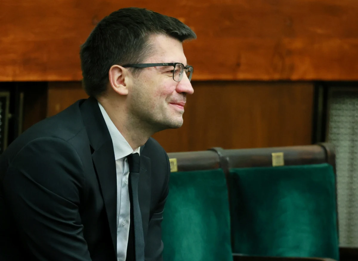 Mariusz Haładyj, dotychczasowy szef Prokuratorii Generalnej, został nowym prezesem Najwyższej Izby Kontroli. Jego kandydaturę poparła zdecydowana większość senatorów i posłów. Haładyj zapowiada wzmocnienie roli NIK jako strażnika finansów publicznych oraz wykorzystanie sztucznej inteligencji w kontrolach.