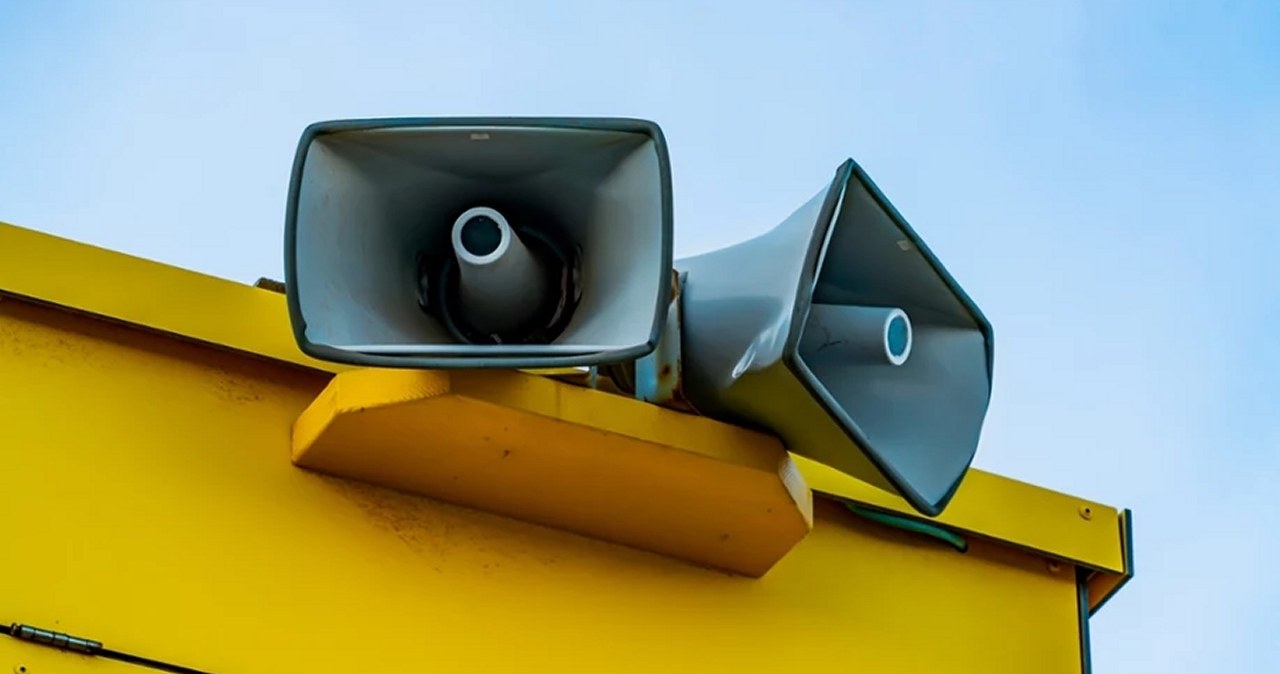 Co zrobić, gdy syreny zawyją w mieście i jak reagować na alerty RCB?