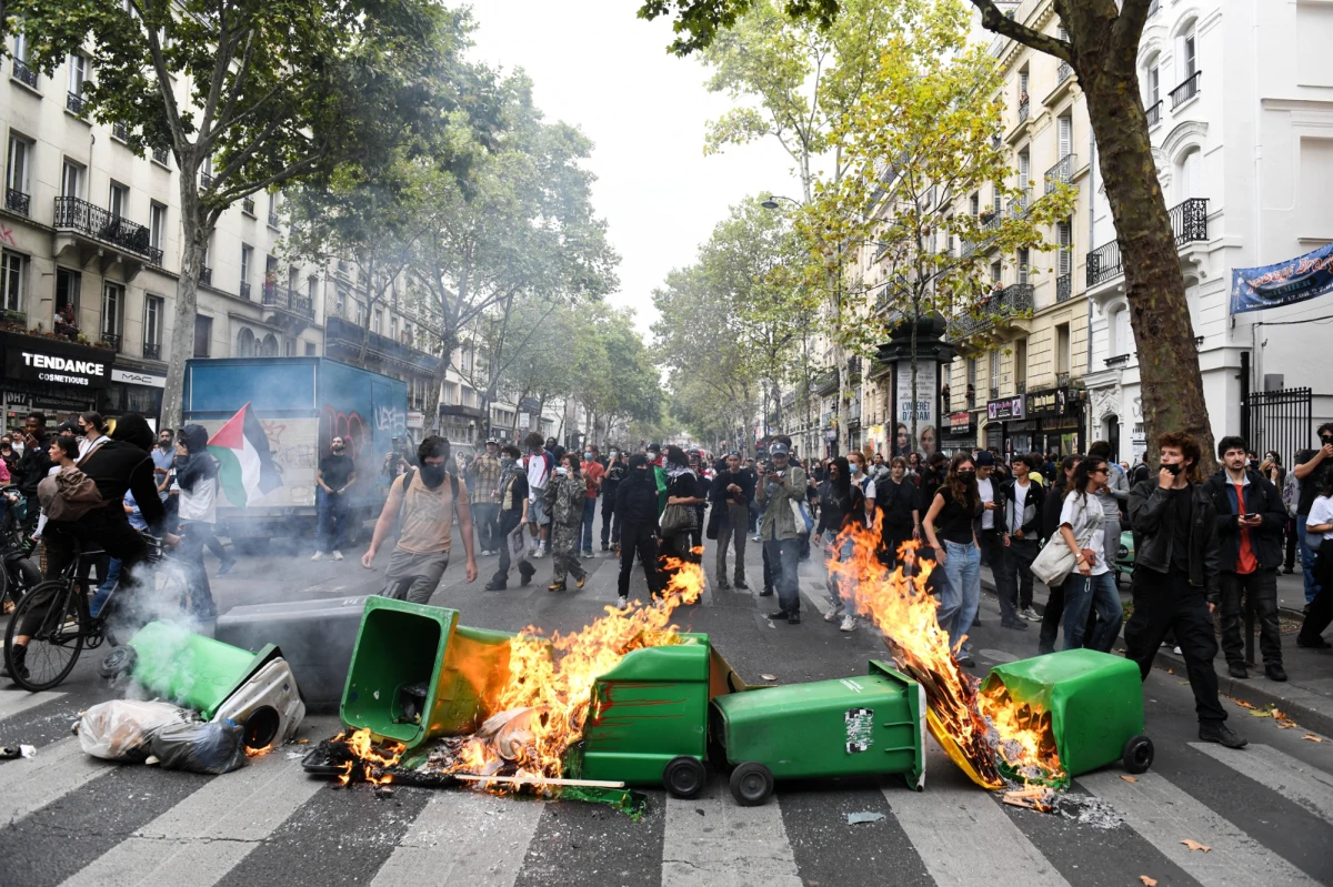 Rozpoczyna się fala strajków i demonstracji przeciwko drastycznym cięciom budżetowym, która sparaliżować ma dzisiaj Francję. Minister spraw wewnętrznych Francji Bruno Retailleau poinformował, że rankiem policja udaremniła próby blokad w regionie paryskim, a także próbę sabotażu przy wodociągach w departamencie Morbihan w Bretanii.
