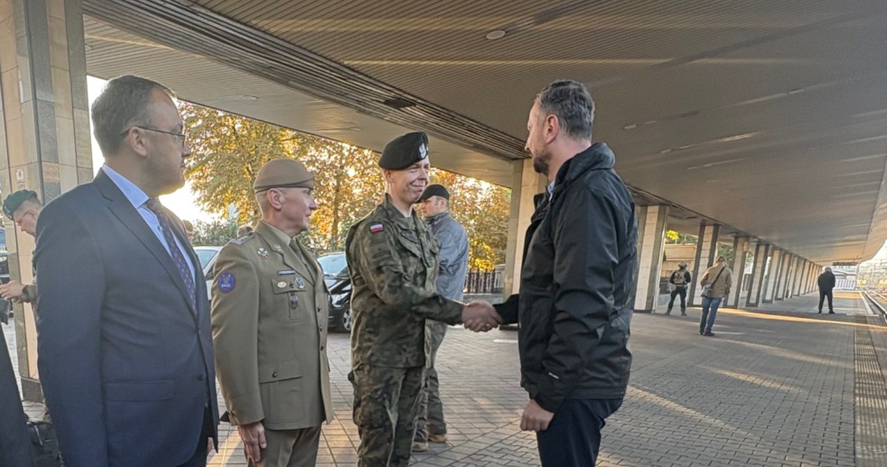 wiadomości,aktualności,Interia Niespodziewana wizyta. Wicepremier Władysław Kosiniak-Kamysz i wojskowi z wizytą w Kijowie