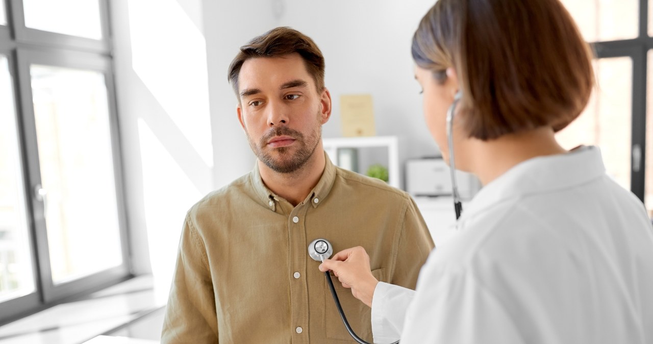 Najczęstszy nowotwór młodych mężczyzn. Tak rozpoznasz raka jąder