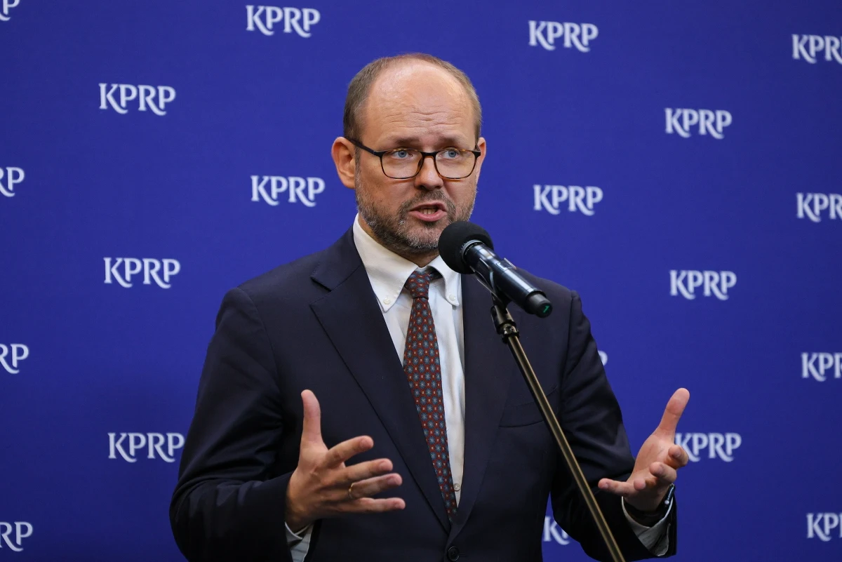 Ważne negocjacje między Pałacem Prezydenckim a Ministerstwem Spraw Zagranicznych. W czwartek odbyło się spotkanie z udziałem szefa prezydenckiego Biura Polityki Międzynarodowej Marcina Przydacza oraz wiceszefa MSZ Marcin Bosackiego i dyrektora generalnego MSZ Rafała Wiśniewskiego. Po rozmowach obie strony przedstawiły swój punkt widzenia.