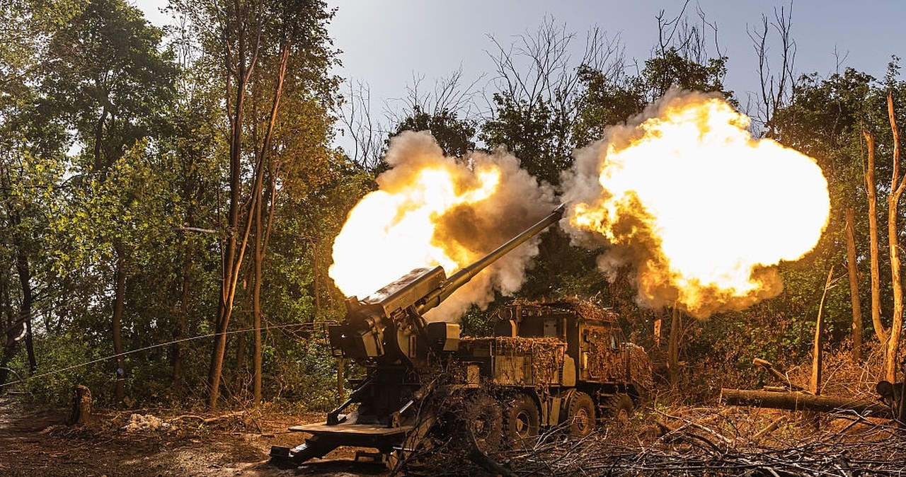 wiadomości,aktualności,Interia Namawiał żołnierzy, by złożyli broń i dołączyli do wroga. Teraz stoi na czele rosyjskiej ofensywy