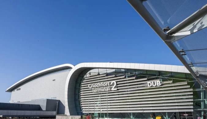 Polak zatrzymany na lotnisku w Dublinie. W tle śmierć starszego mężczyzny