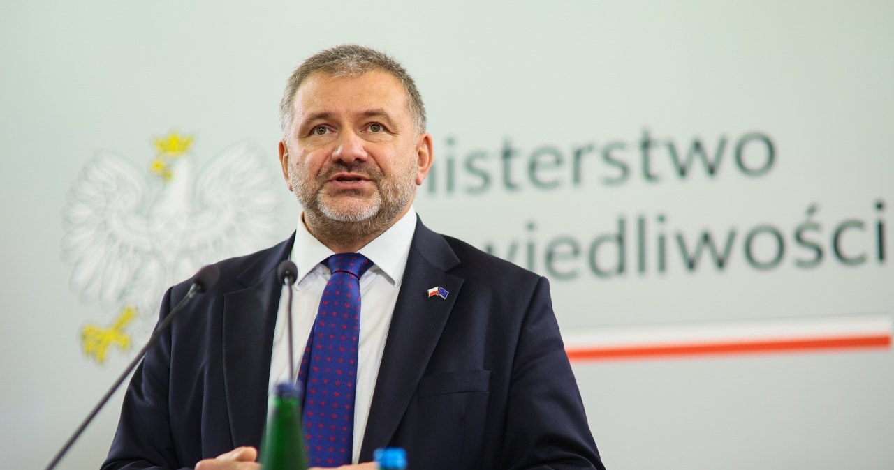 "Skończyło się bezprawie i szukanie haków". Minister Żurek zapowiada