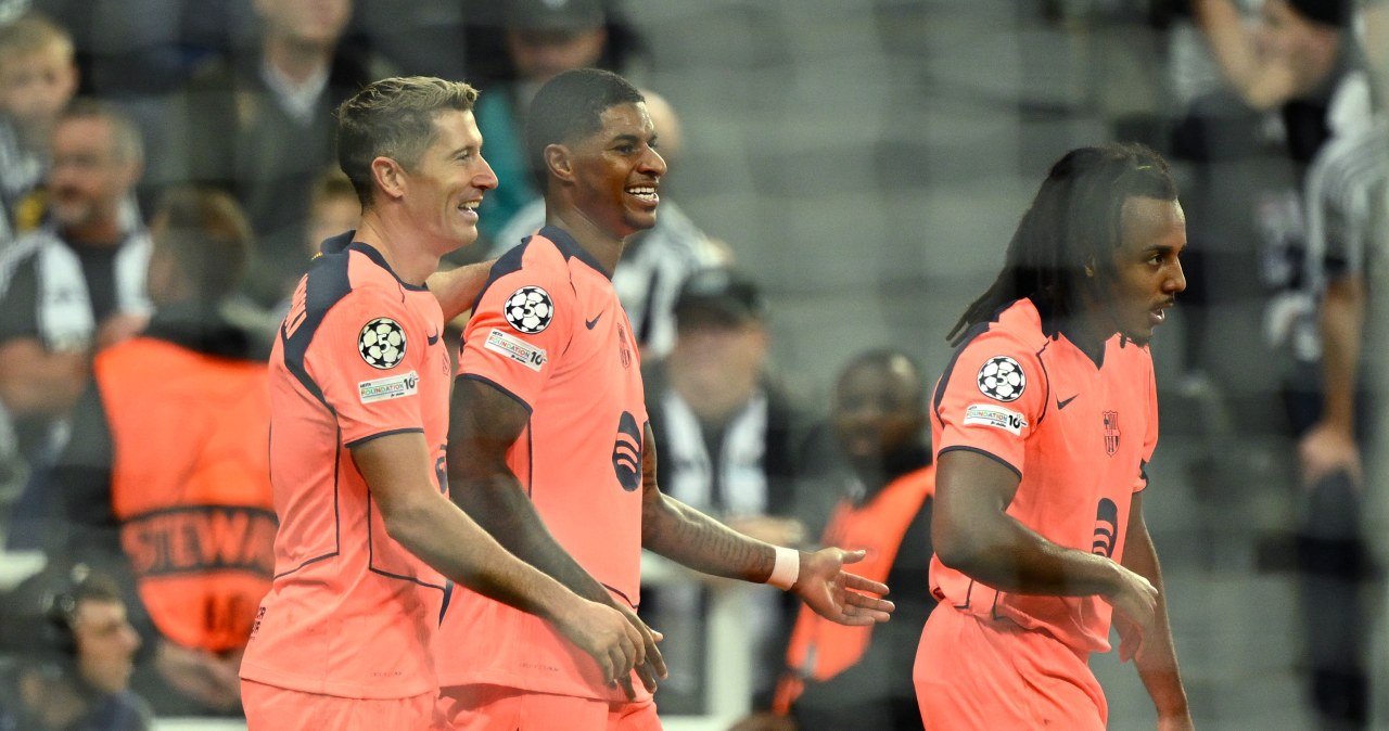 wiadomości,aktualności,Interia Lewandowski już się pożegnał, a tu oficjalny komunikat. Barcelona ogłasza