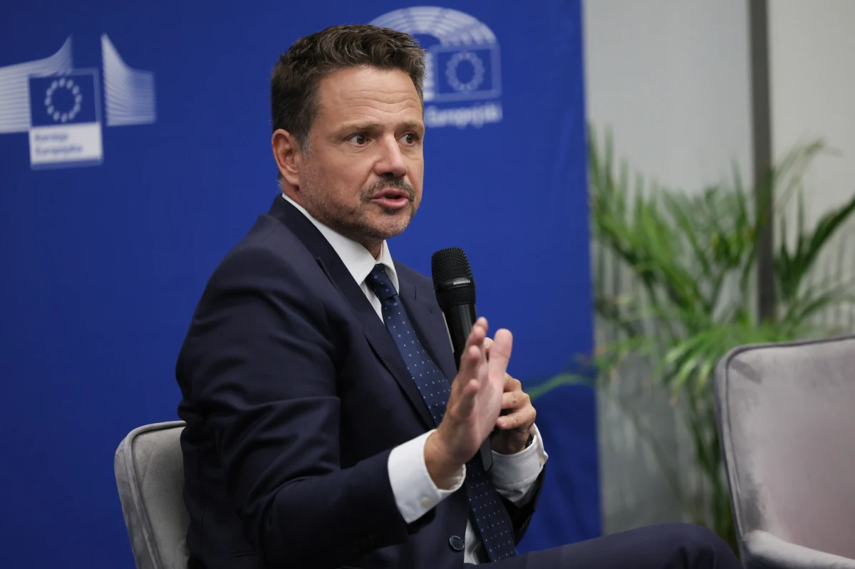 Rafał Trzaskowski zabrał głos w sprawie czwartkowej sesji rady Warszawy poświęconej kwestii ograniczenia nocnej sprzedaży alkoholu w stolicy. "Polityka jest sztuką kompromisu i przeprowadzania takich programów, które mają szansę na poparcie większości" - podkreślił.