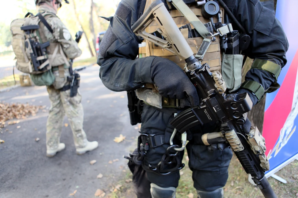 Dwaj polscy żołnierze, którzy zginęli podczas nocnego szkolenia spadochronowego w Stanach Zjednoczonych, służyli w Jednostce Wojskowej GROM. W sobotę GROM opublikował w swoich mediach społecznościowych krótki komunikat w tej sprawie.