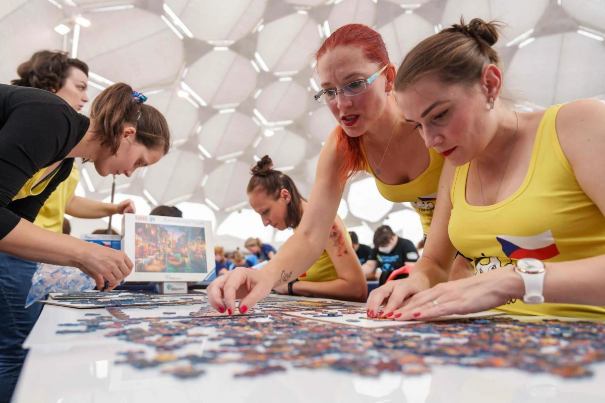 Polscy zawodnicy zdominowali mistrzostwa świata w układaniu puzzli, które odbyły się w Valladolid na północy Hiszpanii – poinformowała agencja EFE. Reprezentanci Polski triumfowali zarówno w kategorii indywidualnej, jak i w rywalizacji par.