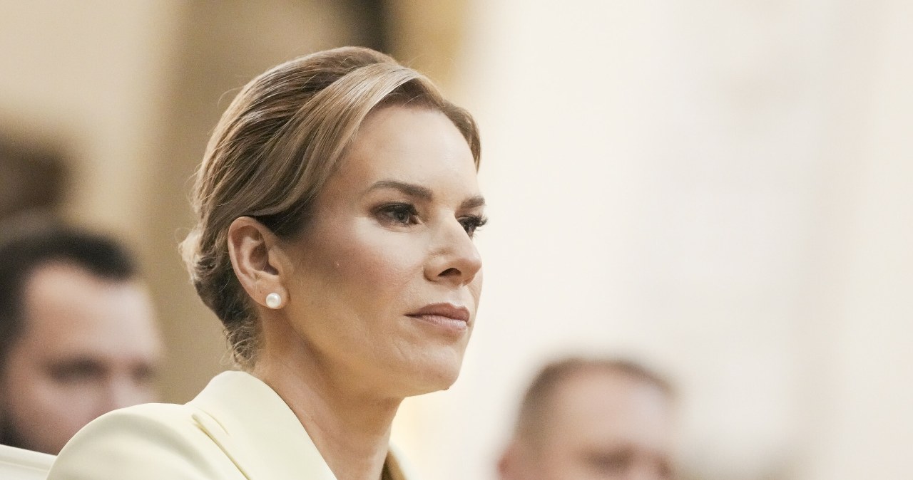 Marta Nawrocka z wizytą w klinice. To co założyła jest hitem sezonu