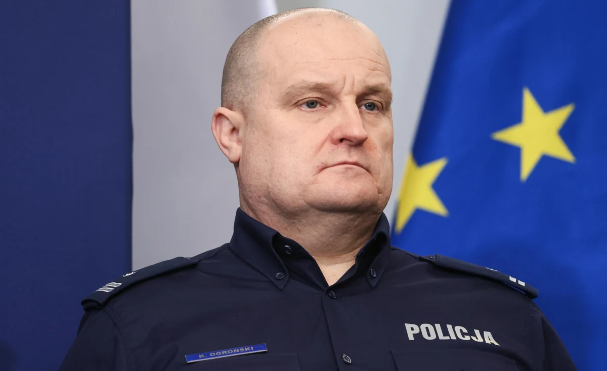Mł. insp. dr Krzysztof Ogroński ma zostać nowym komendantem stołecznym policji - dowiedział się reporter RMF FM Krzysztof Zasada. To obecny zastępca insp. Dariusza Walichnowskiego, który w tym tygodniu ma odejść ze stanowiska szefa garnizonu warszawskiego.