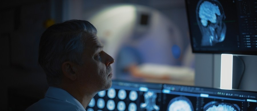 Pacjenci czekali na to ponad dwadzieścia lat. Komisja Europejska dała zielone światło terapii ukierunkowanej molekularnie w leczeniu glejaka. Lek jest już stosowany choćby w Stanach Zjednoczonych, teraz czas na kraje Unii.